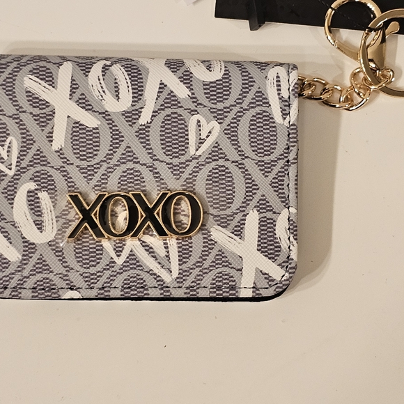 XOXO Gray and White Key & Card Holder with Gold Accents - Picture 5 of 5